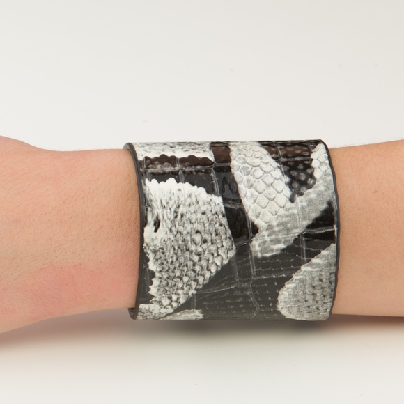 Animal Print Faux Skin Cuff Bracelet (gray) - Picture 2 of 4